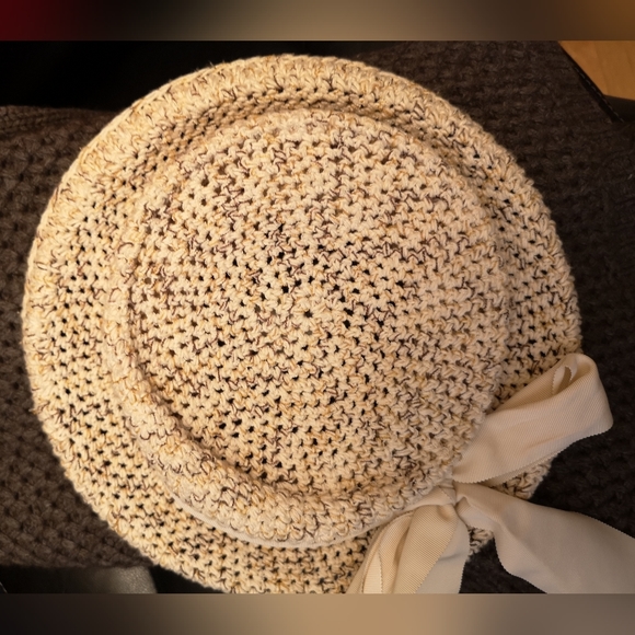 Bucket crochet hat - Picture 6 of 6